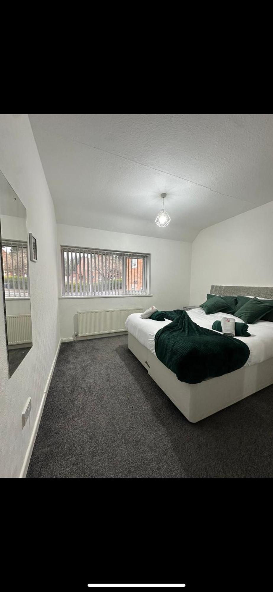 Noormak Nights Apartment Birmingham Bagian luar foto